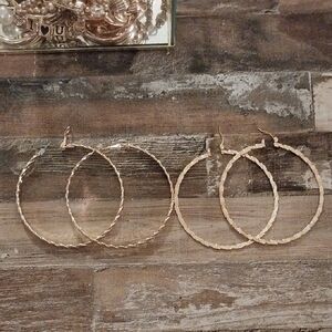 Elegant Gold Hoop Earrings